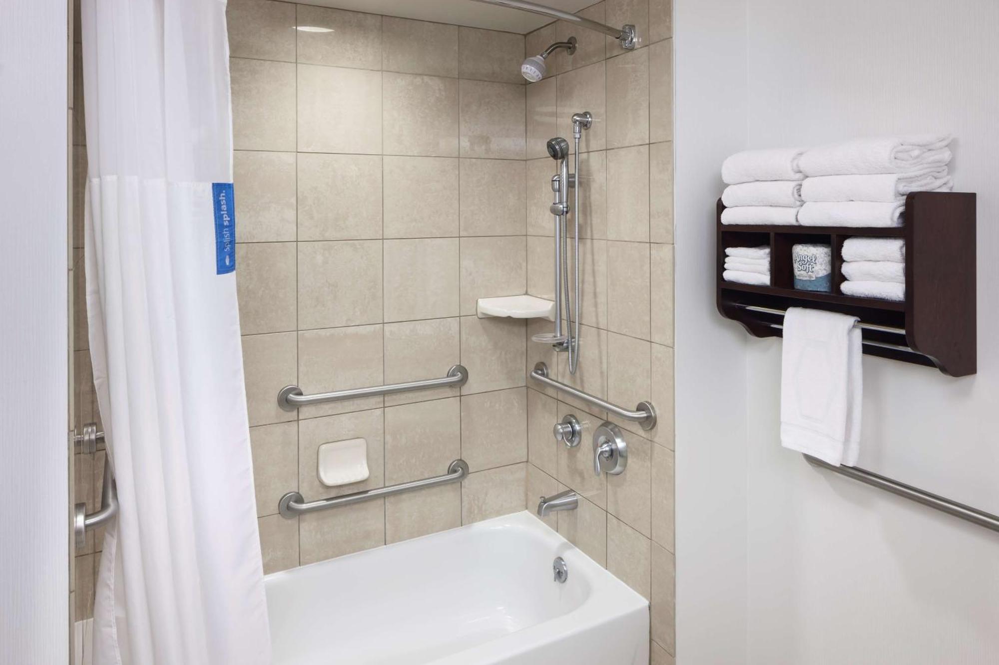 Hampton Inn & Suites Oklahoma City-Bricktown Экстерьер фото